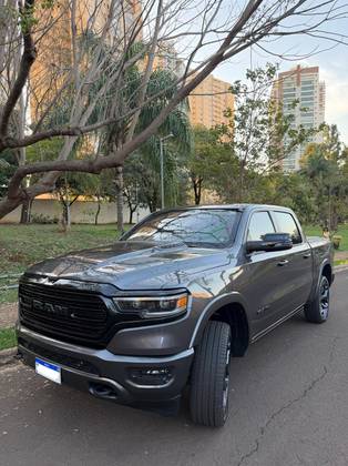 RAM 1500 5.7 V8 GASOLINA LIMITED NIGHT EDITION CD 4X4 AUTOMÁTICO RAM 1500 5.7 V8 GASOLINA LIMITED NIGHT EDITION CD 4X4 AUTOMÁTICO